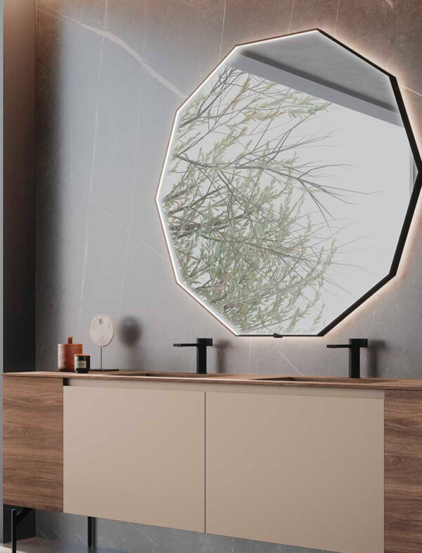 Specchio inserito in un arredo bagno Azzurra